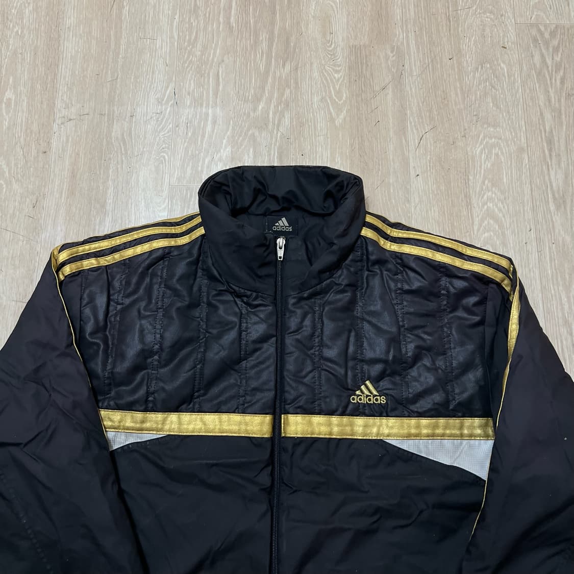 아디다스 남성 골드 로고 경량패딩 점퍼 XL/105  상품이미지2