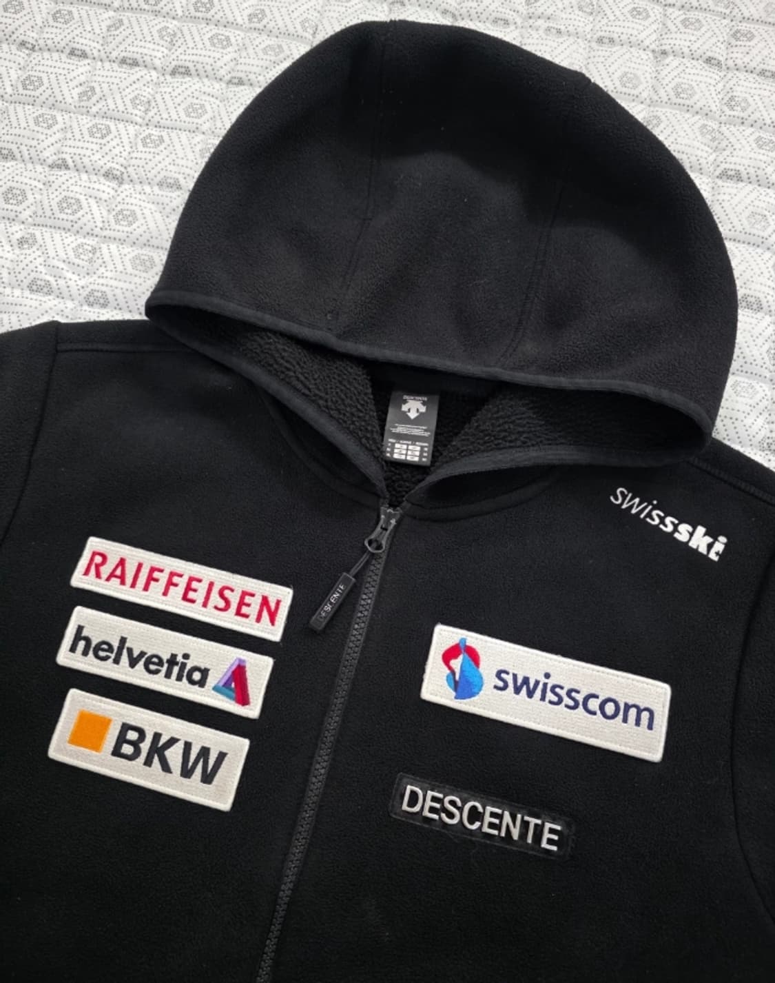 데상트 아우디 스위스 스키팀 후드집업 105 상품이미지1