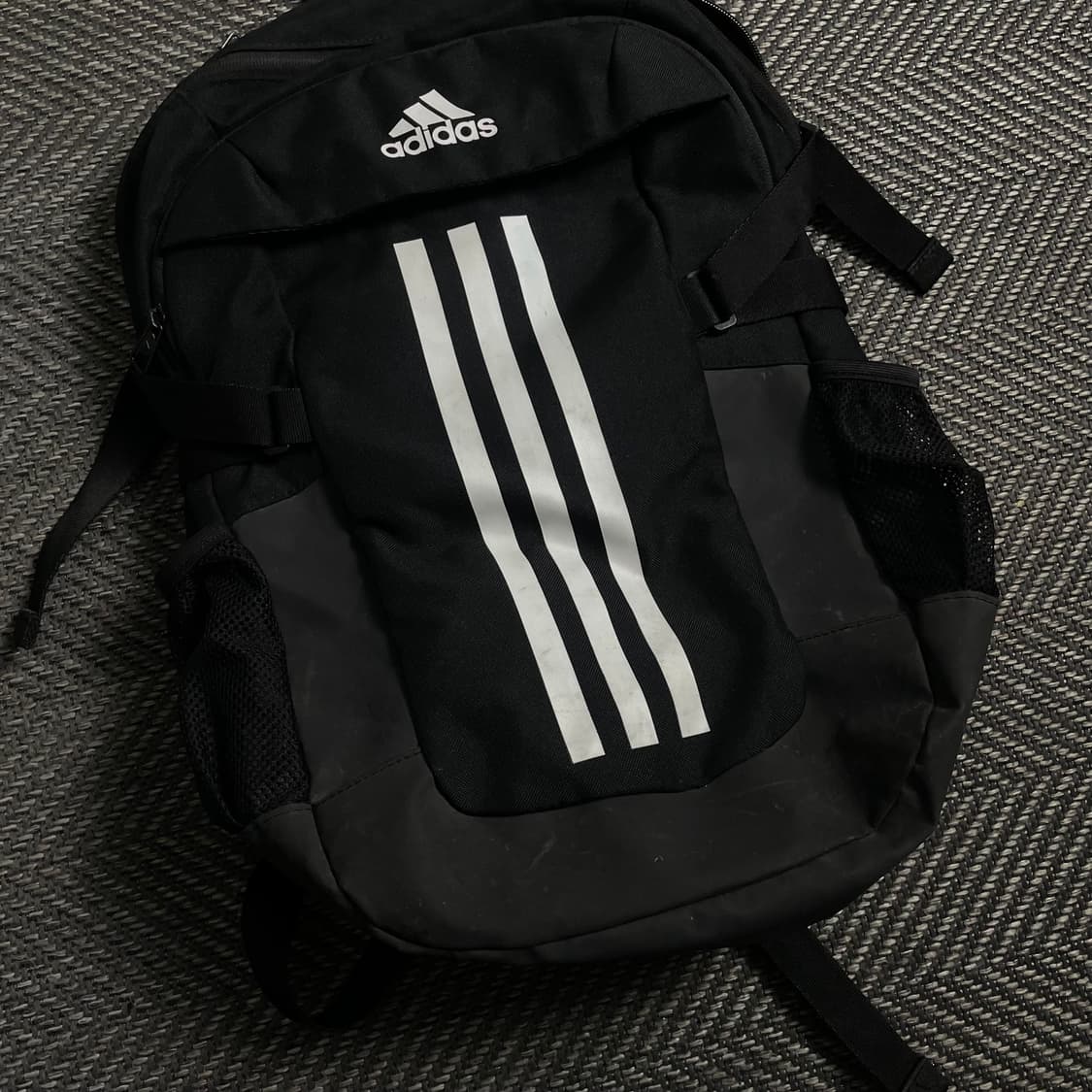 아디다스 삼선 스트라이프 디테일 백팩 블랙y 4778 상품이미지3