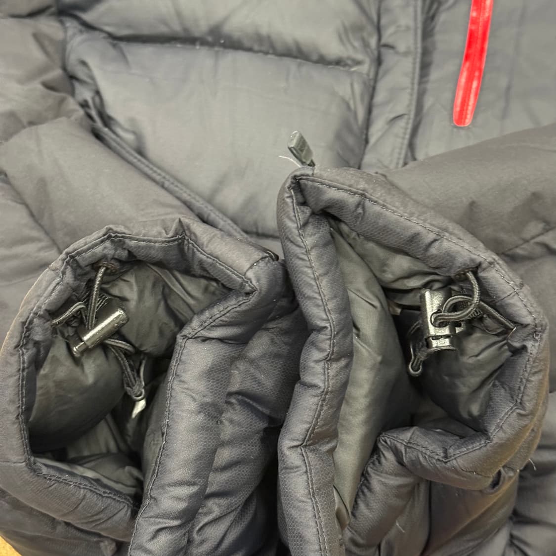 노스페이스 블랙 패딩 85 상품이미지8