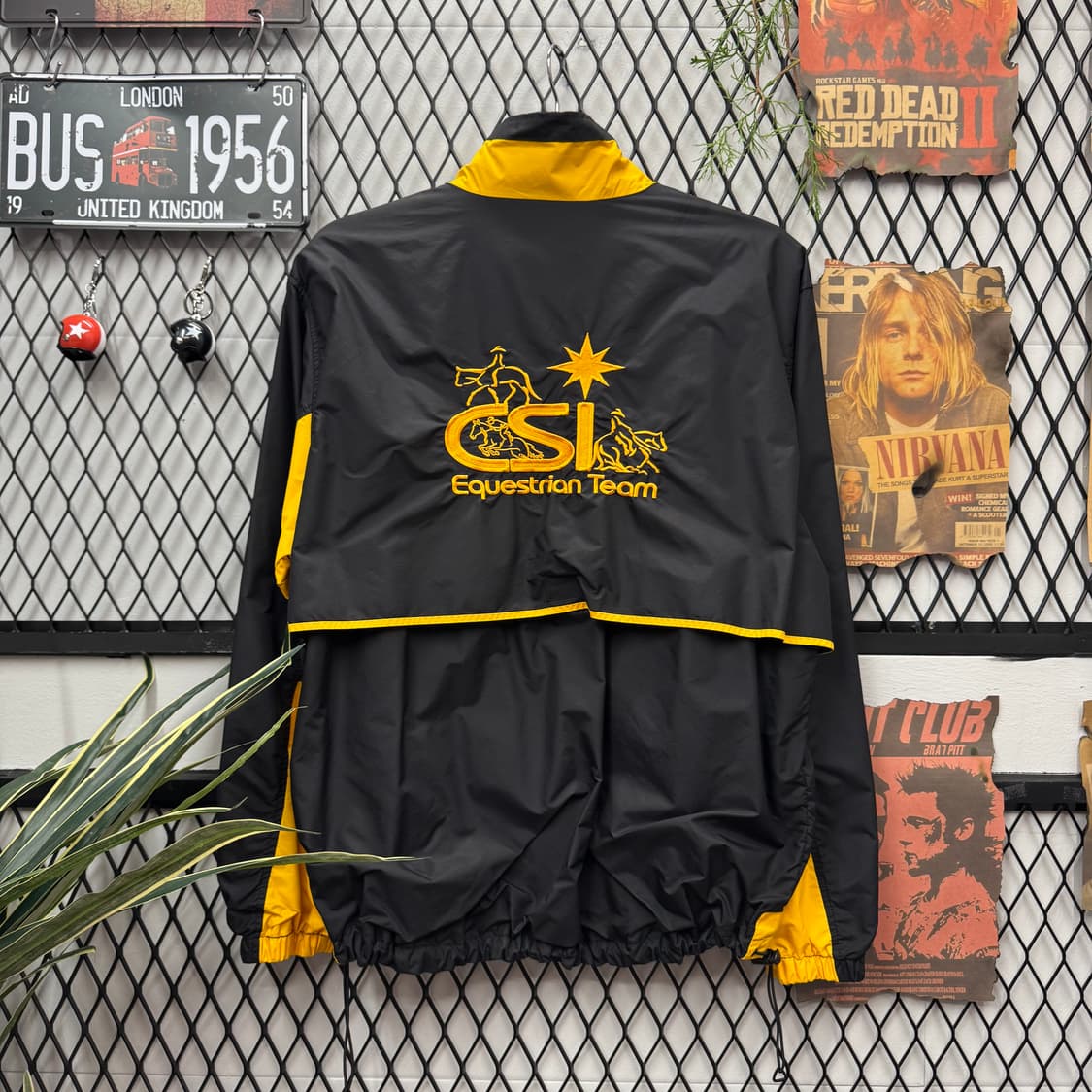 00s 나이키 올드스쿨 바람막이 후면 자수 포인트 옐로 블랙 상품이미지2