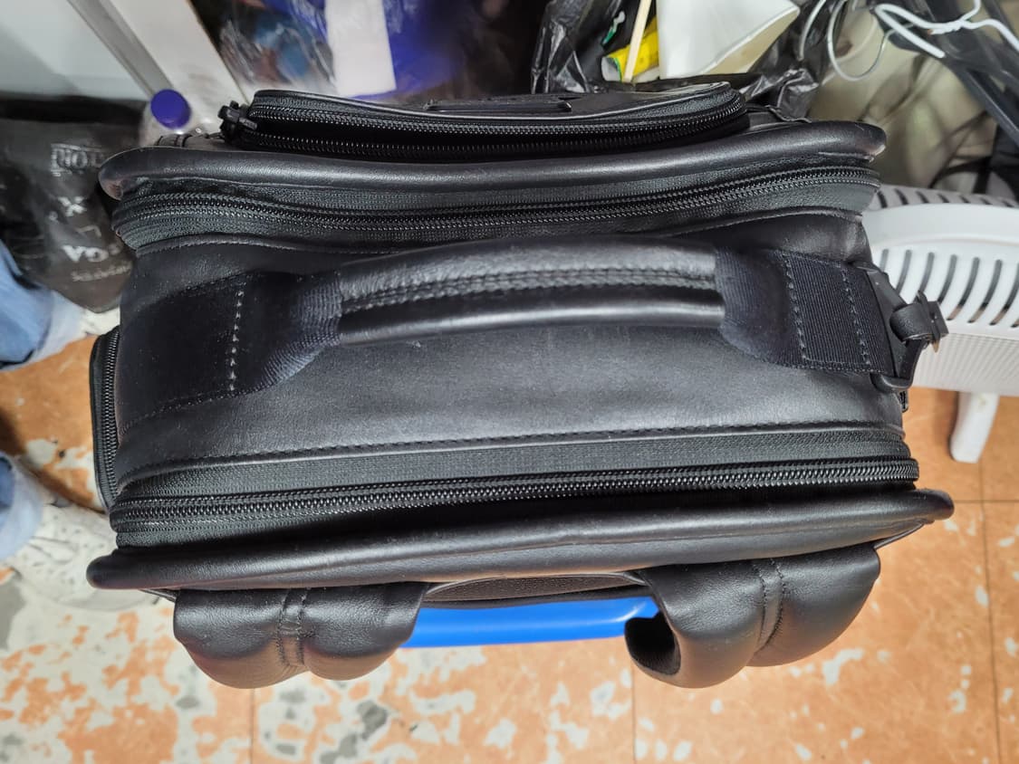 투미 가죽백팩가방 [가로:37 세로:42 폭:14] 상품이미지9