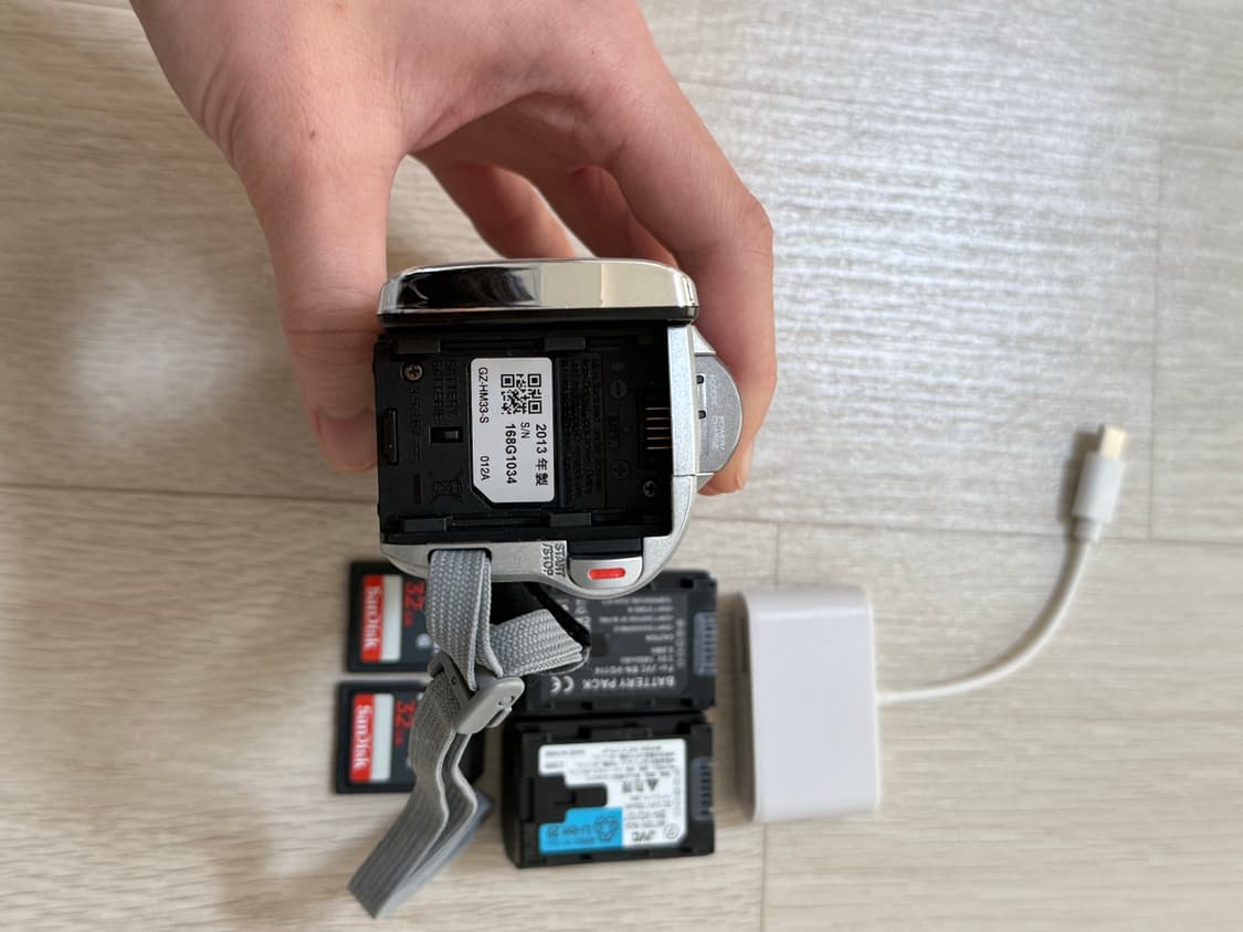 JVC GZ-HM33-S 캠코더 풀HD 실버 상품이미지3