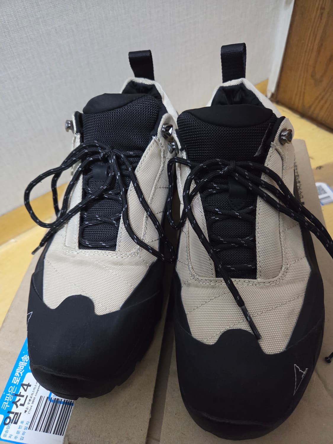 로아 하이킹 카타리나 샌드 41사이즈 상품이미지1