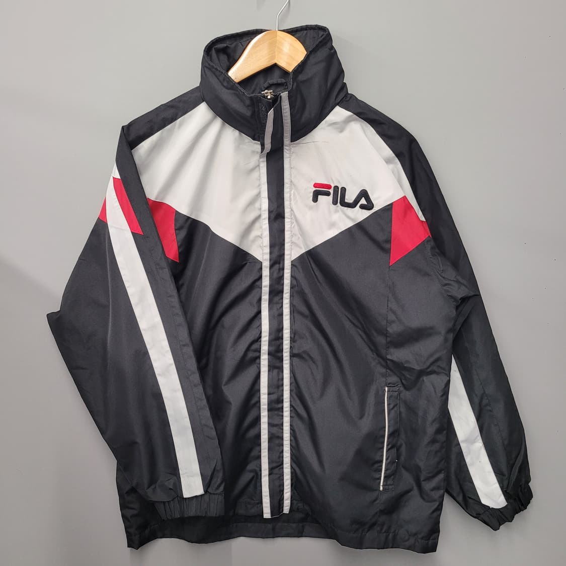FILA 올드스쿨 바람막이  상품이미지1