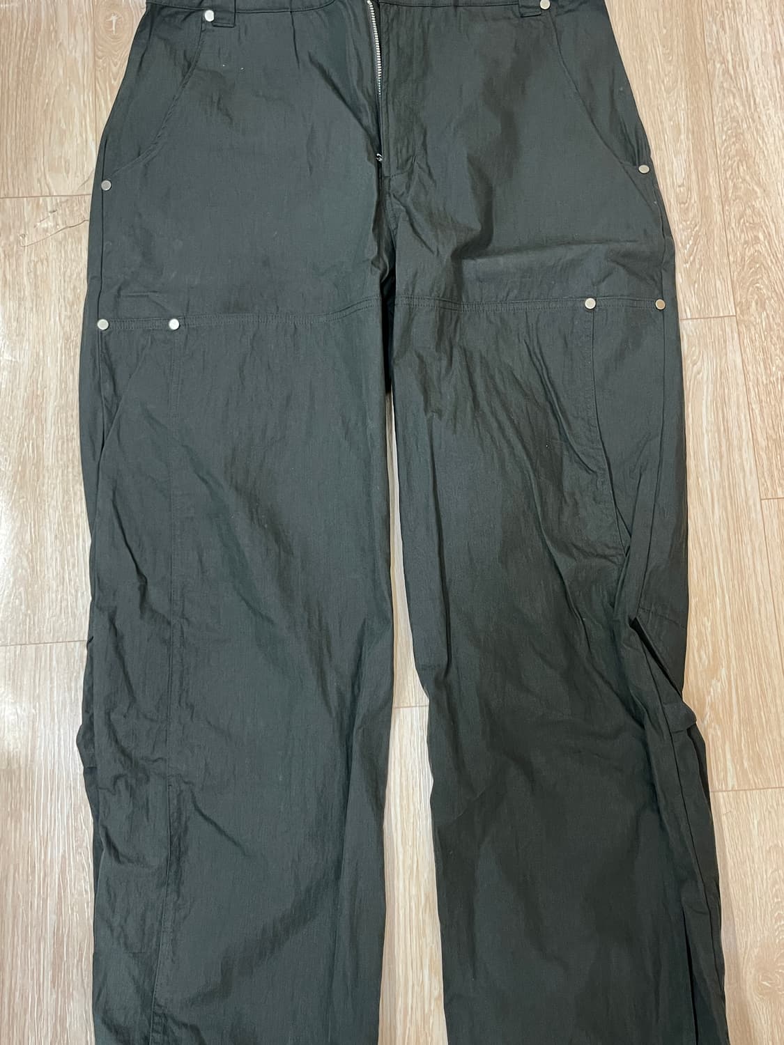 더콜디스트모먼트 팬츠 차콜 상품이미지3