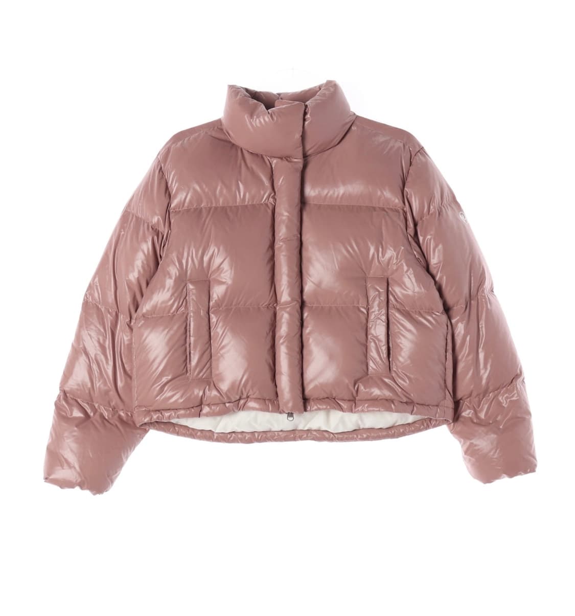 마리떼 프랑소와 저버 23FW 써클 로 고 덕다운 글로시 푸퍼 숏 패딩 상품이미지1