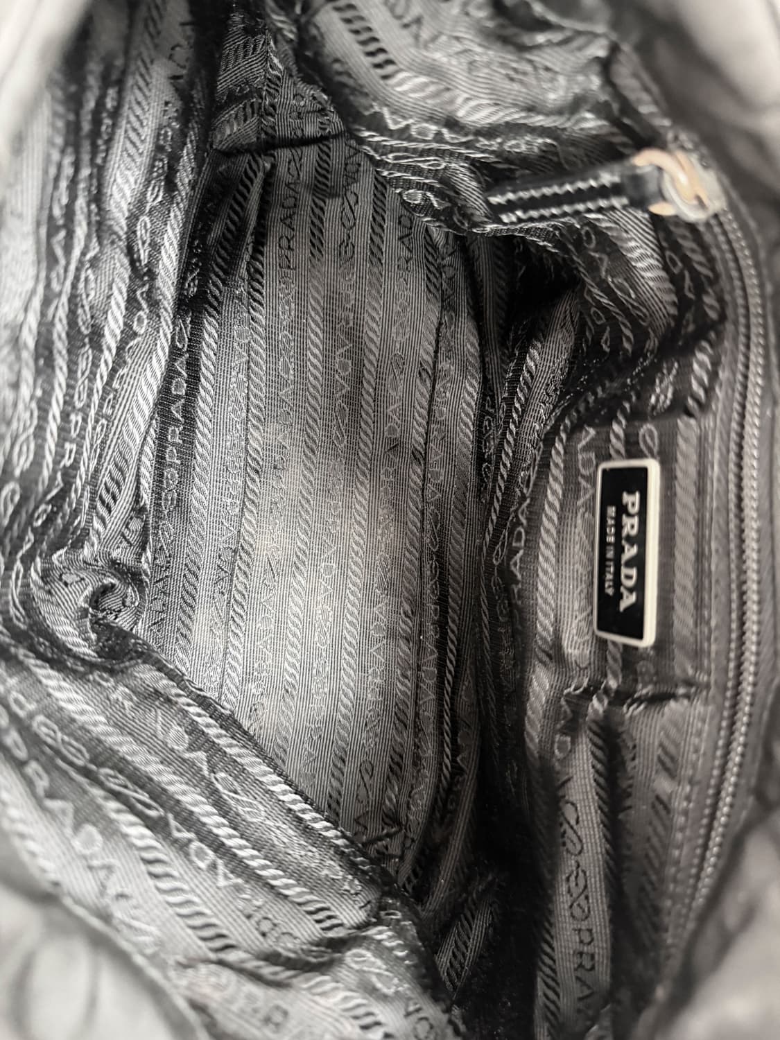 프라다 테수토 나일론 턴락 숄더백 상품이미지9