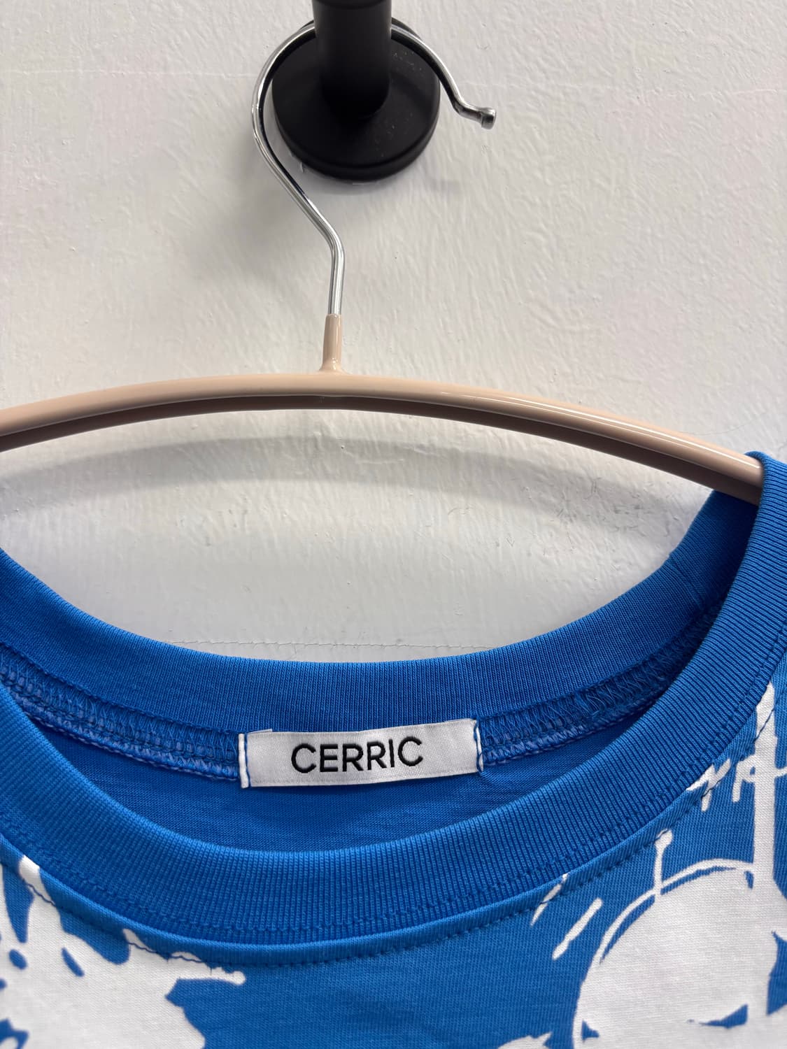 CERRIC 세릭 LE BAISER DU SOLE 반팔 티셔츠 상품이미지6