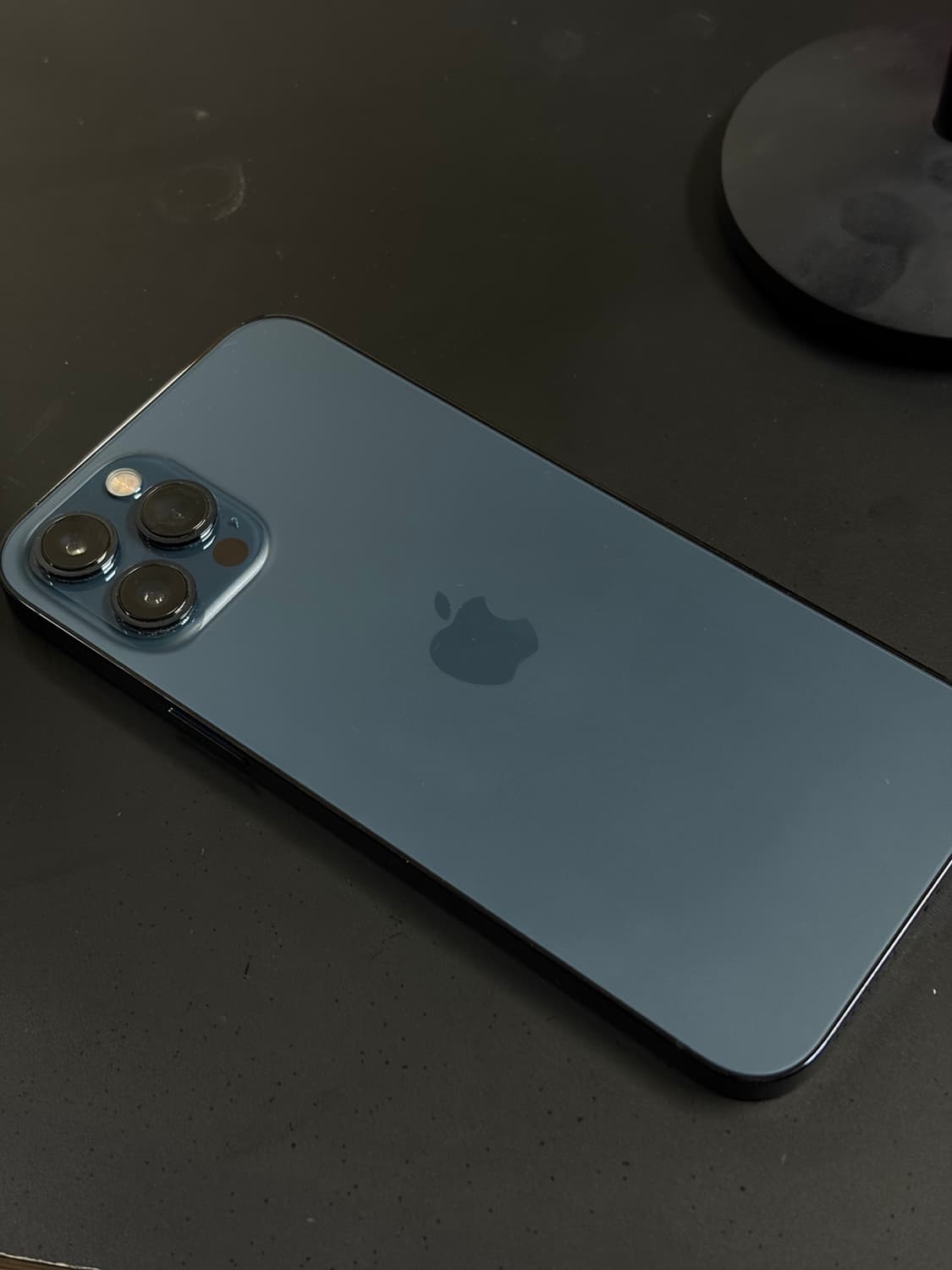 아이폰12프로맥스 128기가 외관 A+급 상품이미지2