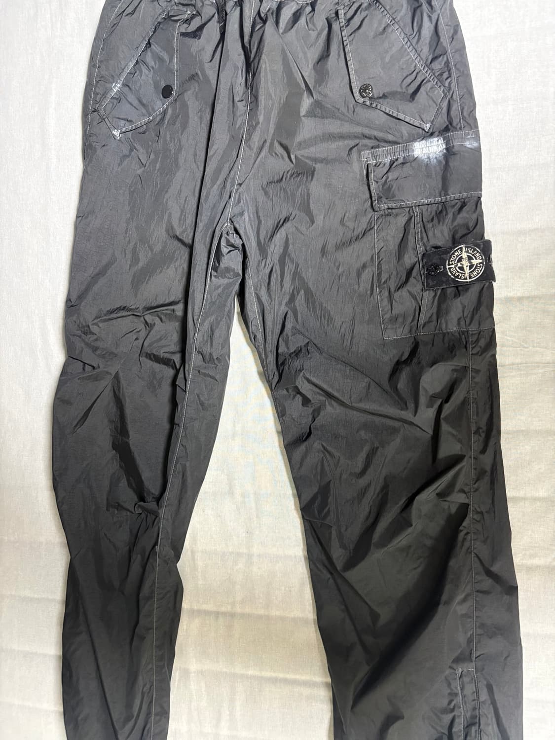 [S]슈프림 스톤아일랜드 페인티드 카모 나일론 카고팬츠 블랙 상품이미지2