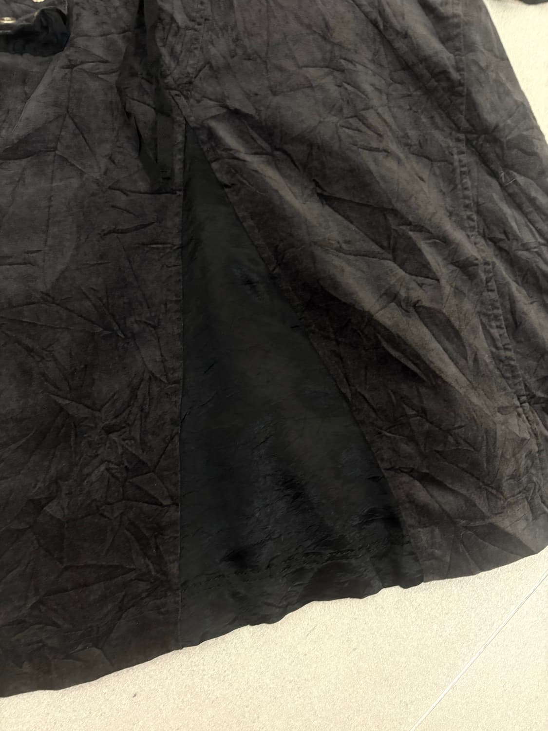 블랙 벨벳 카고 롱스커트 상품이미지4