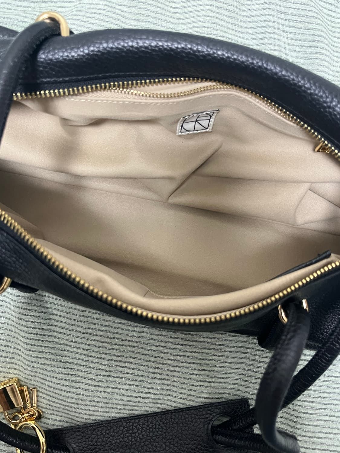 714 Center Margot Bag 마고백 상품이미지5