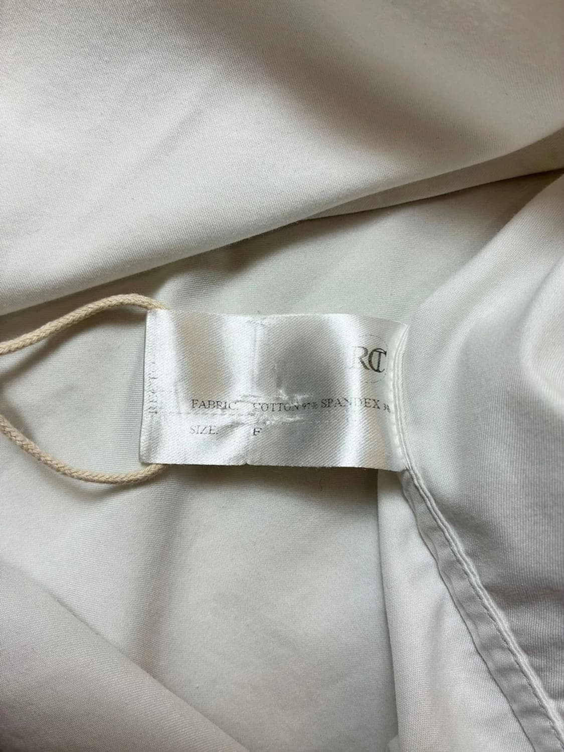 렉토 recto 시그니처 화이트 블라우스 PN6658 상품이미지8