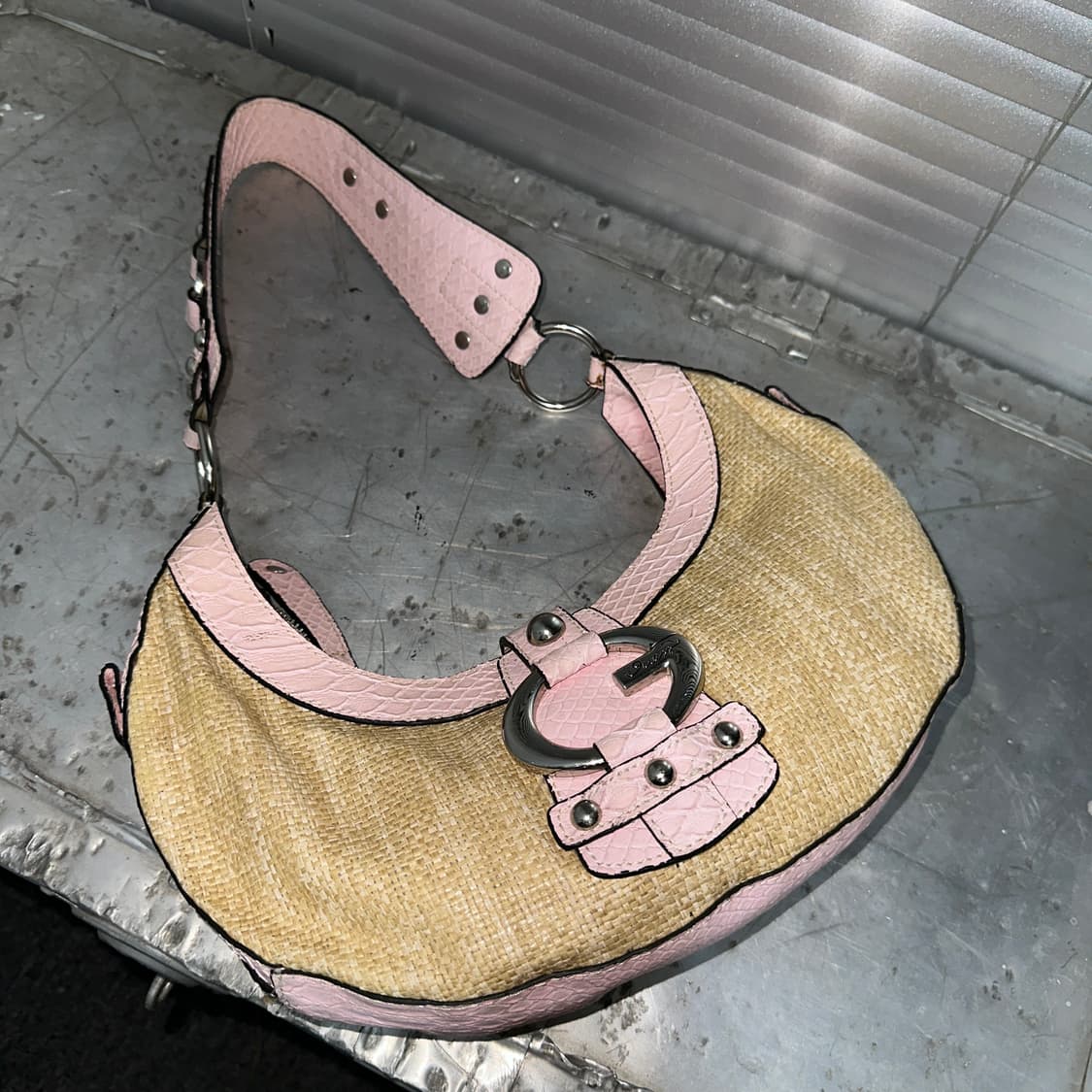 00s 빈티지 게스 새들 숄더백 상품이미지4