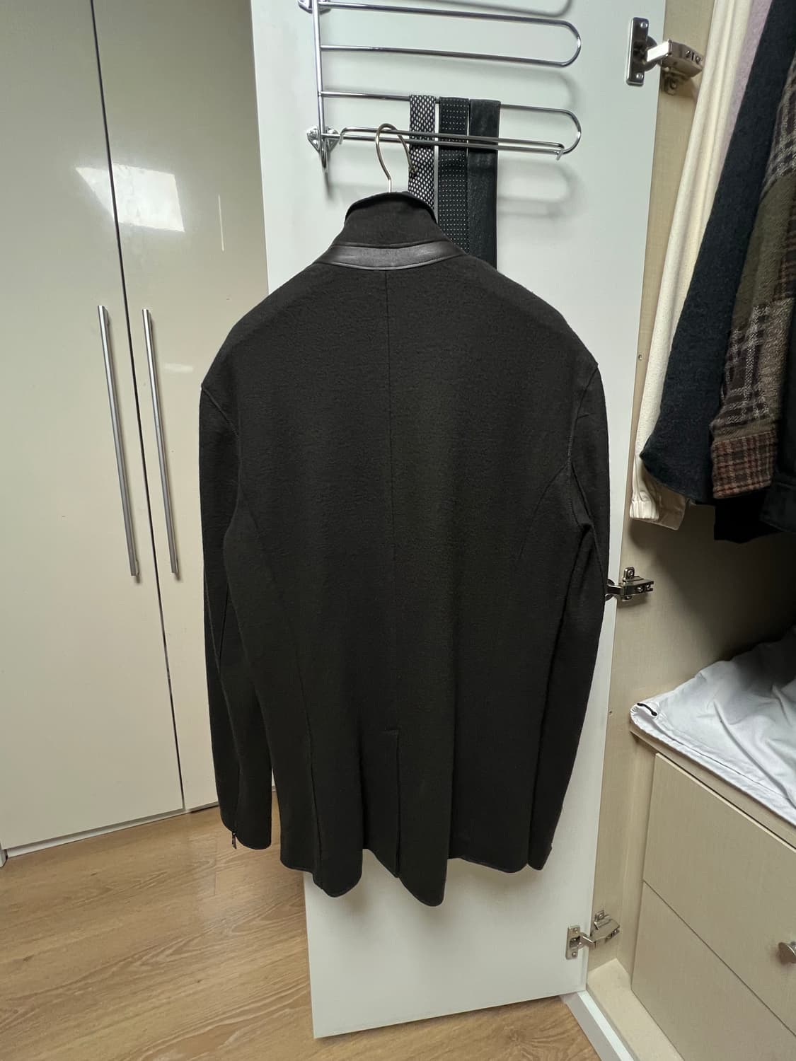 존 바바토스 울 자켓 상품이미지4