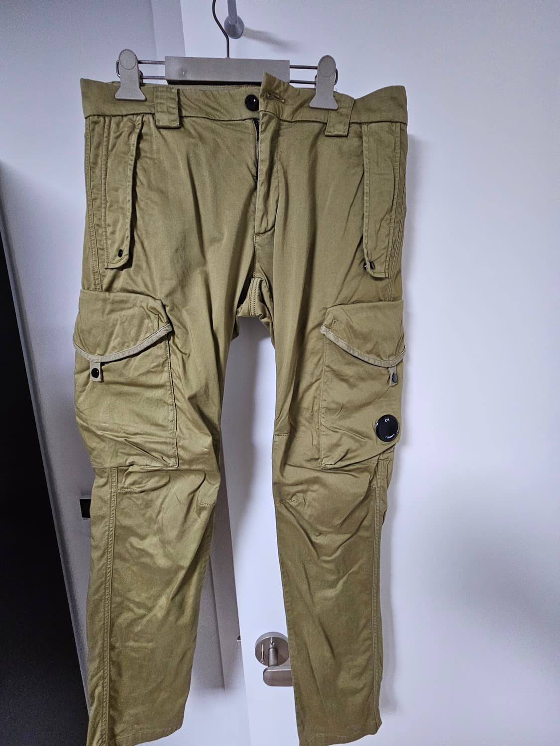Cp컴퍼니 렌즈와펜 카고팬츠 48사이즈 상품이미지1