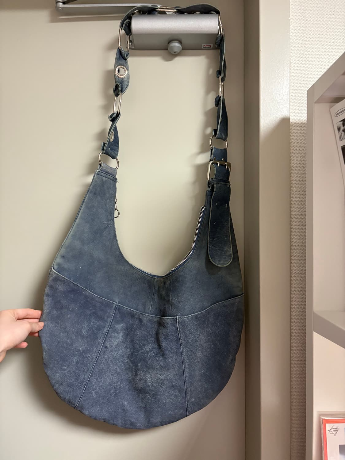 아르마니 익스체인지 스웨이드 백 상품이미지2