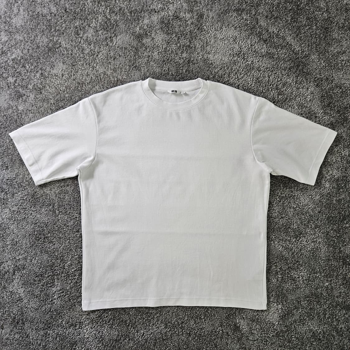 [무료배송] UNIQLO U 반팔 티셔츠 상품이미지1