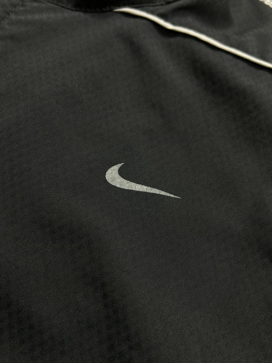 나이키 스우시 블랙 바람막이 L   상품이미지5