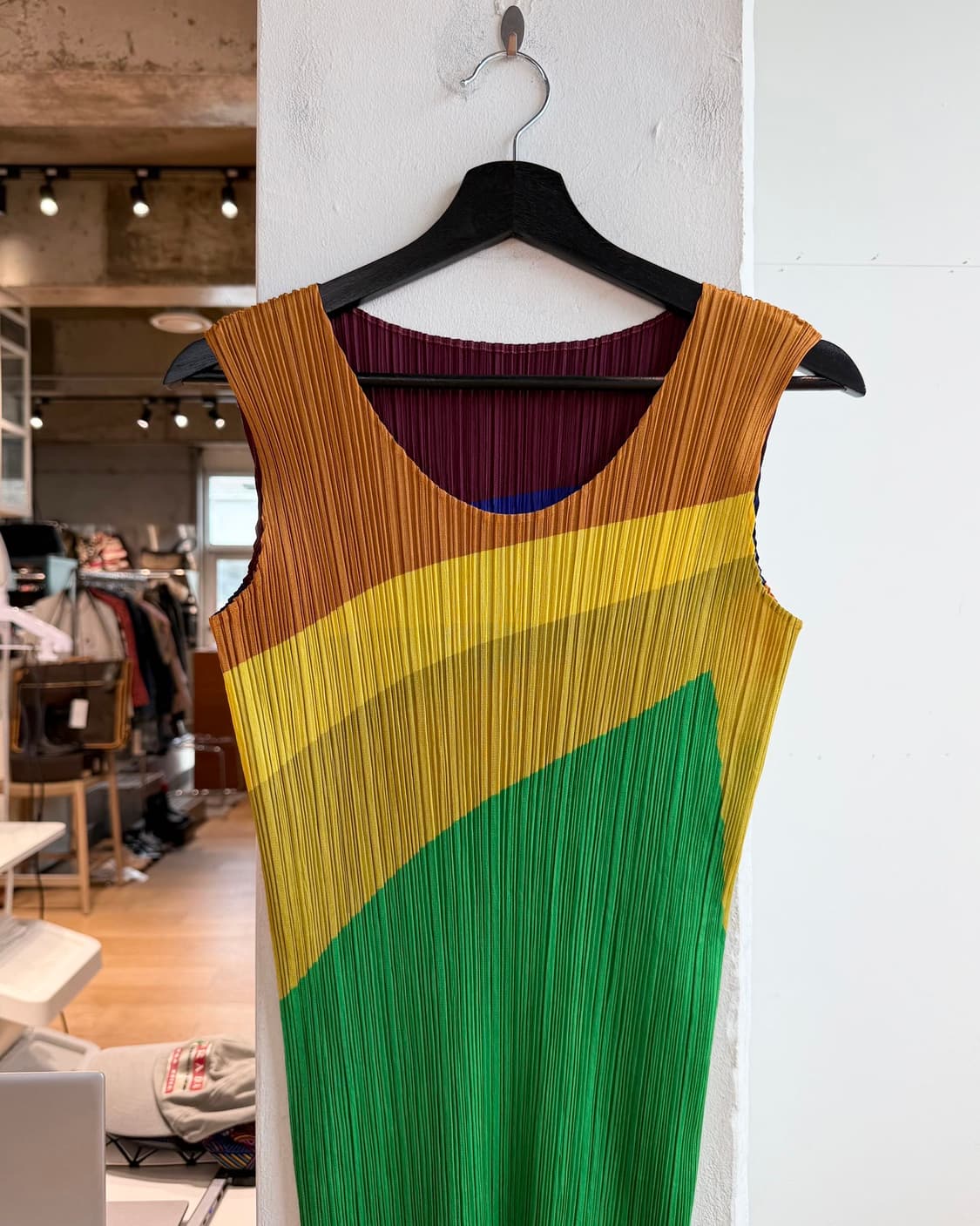 플리츠 플리즈 멀티컬러 슬리브리스 원피스  상품이미지3