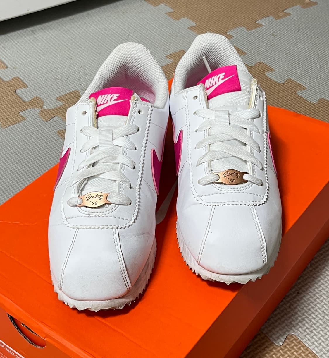 나이키 코르테즈72 핑크 신발 스니커즈 225 상품이미지2