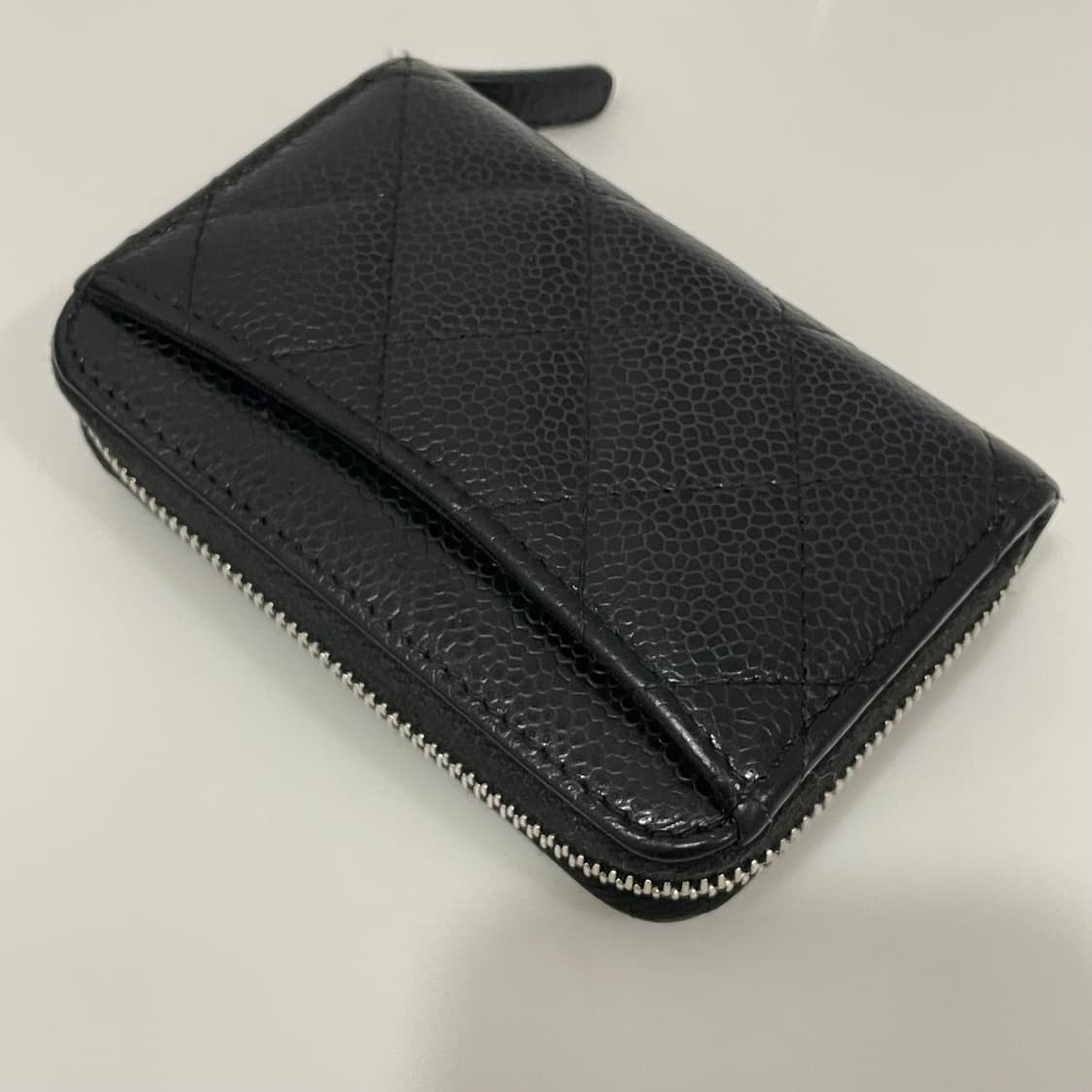 샤넬 클래식 퀄팅 지퍼 지갑 상품이미지7