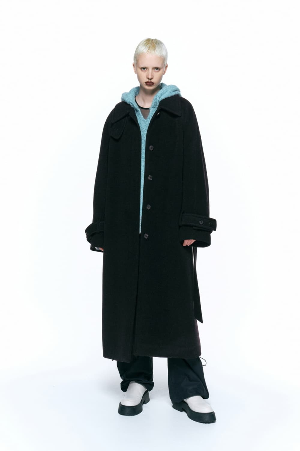 인사일런스 우먼 발마칸 코트 블랙 m 판매합니다! 상품이미지4