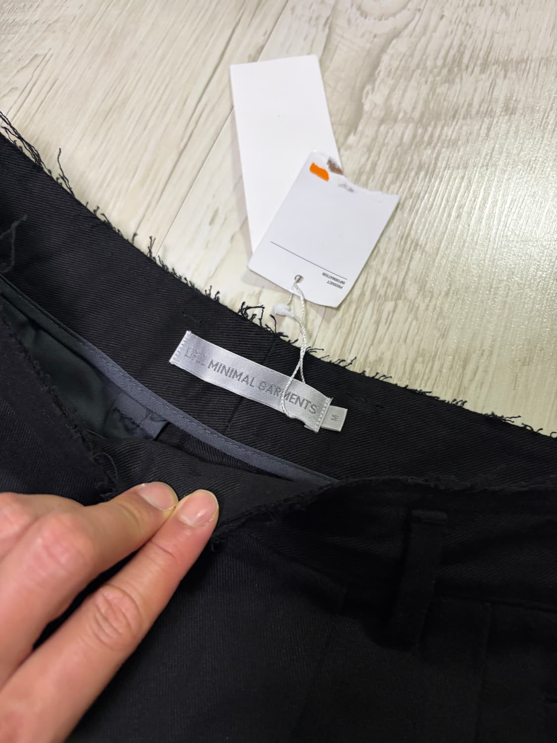 [M] 라이풀 핀턱 버뮤다 쇼츠 반바지 블랙 새상품 상품이미지2