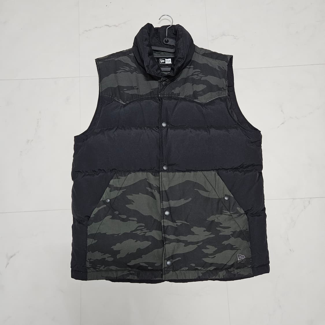 XXL 뉴에라 타이거카모 덕다운 패딩조끼 상품이미지2