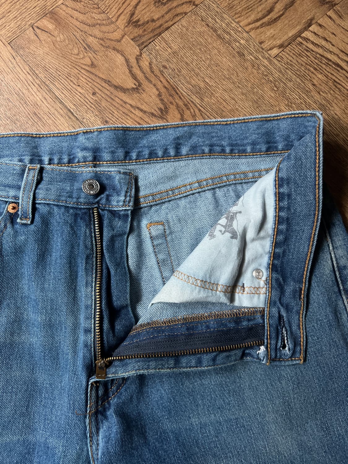 [34]리바이스 505 빈티지 워싱 레귤러 스트레이트 데님 팬츠 상품이미지3