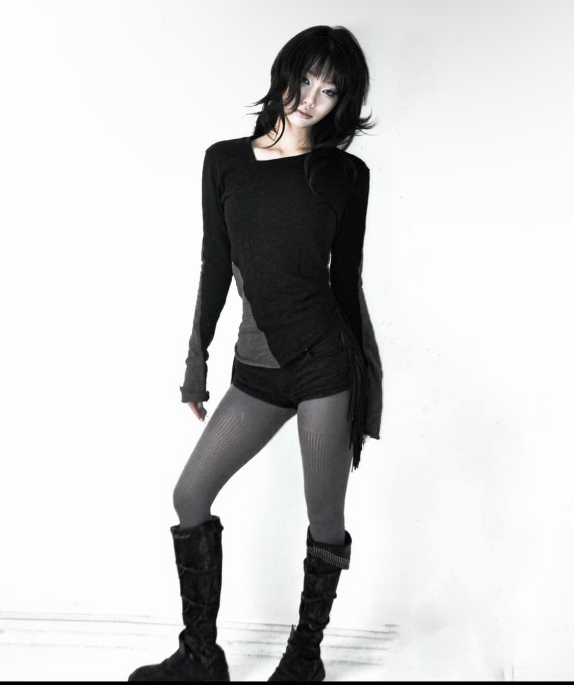 Crud archive Twisted asymmetric 롱슬리브 상품이미지1