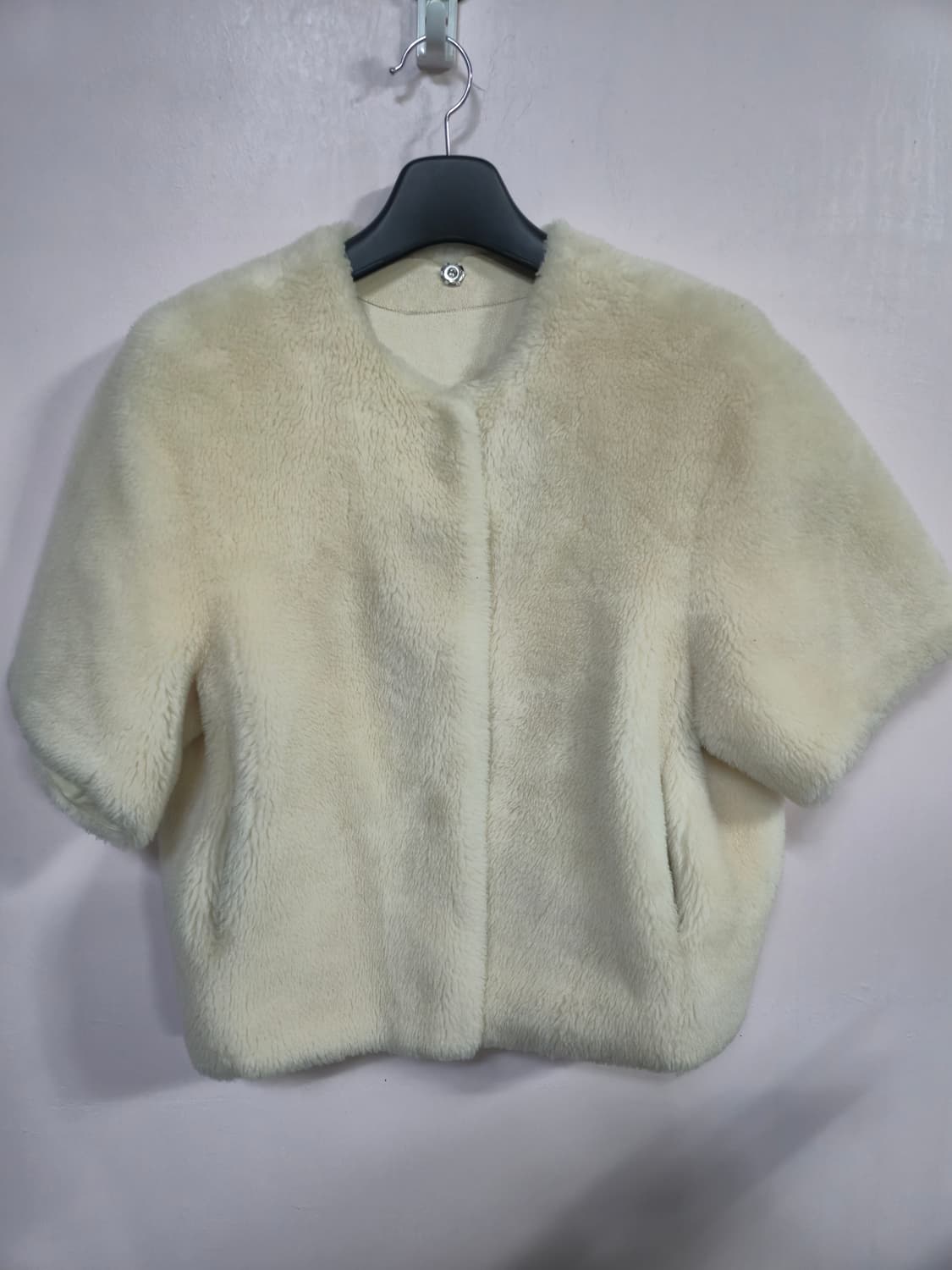 City Gee 아이보리 반팔 숏 퍼 자켓(66) 상품이미지2