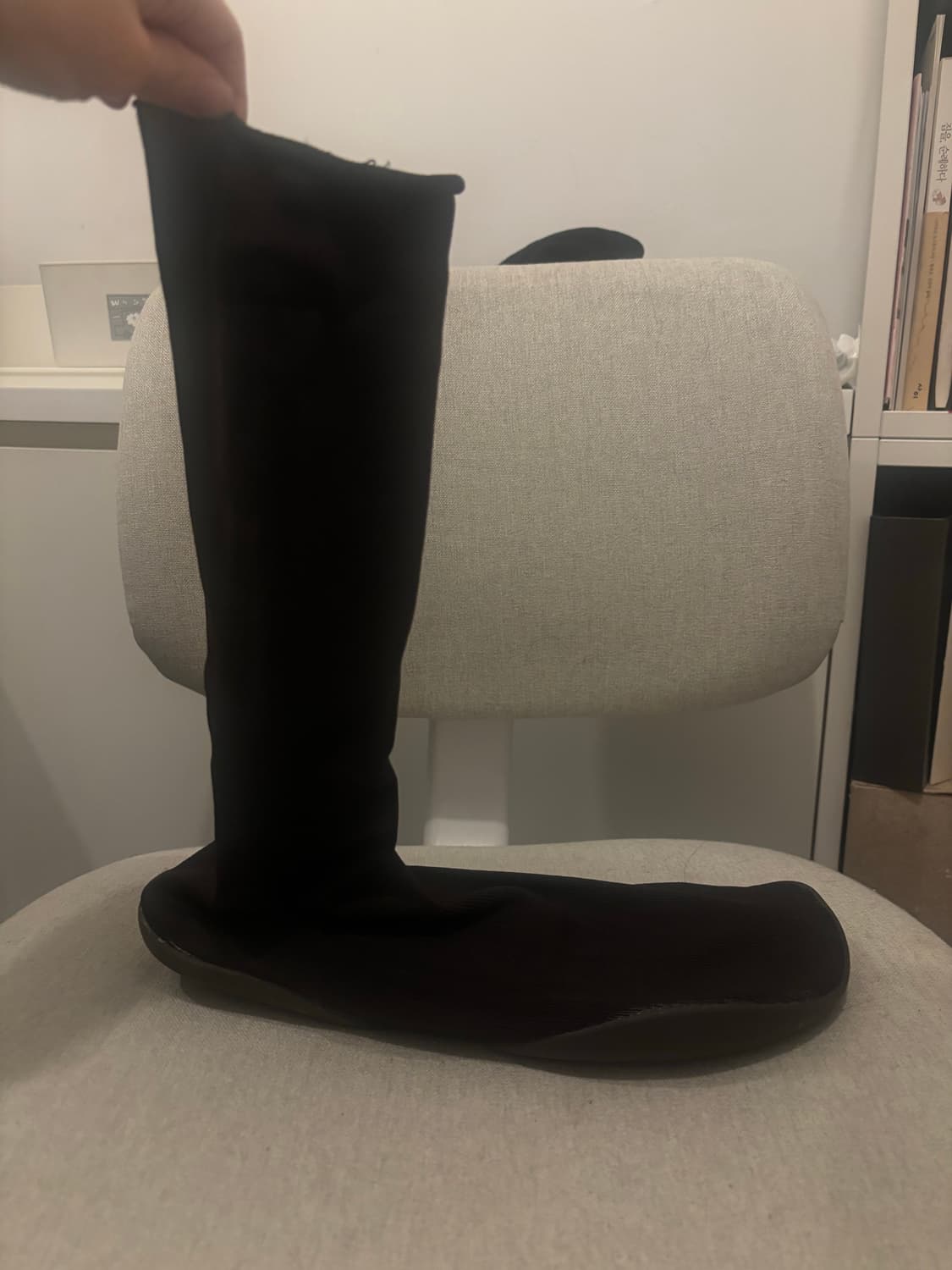 Yeezy 상품이미지1
