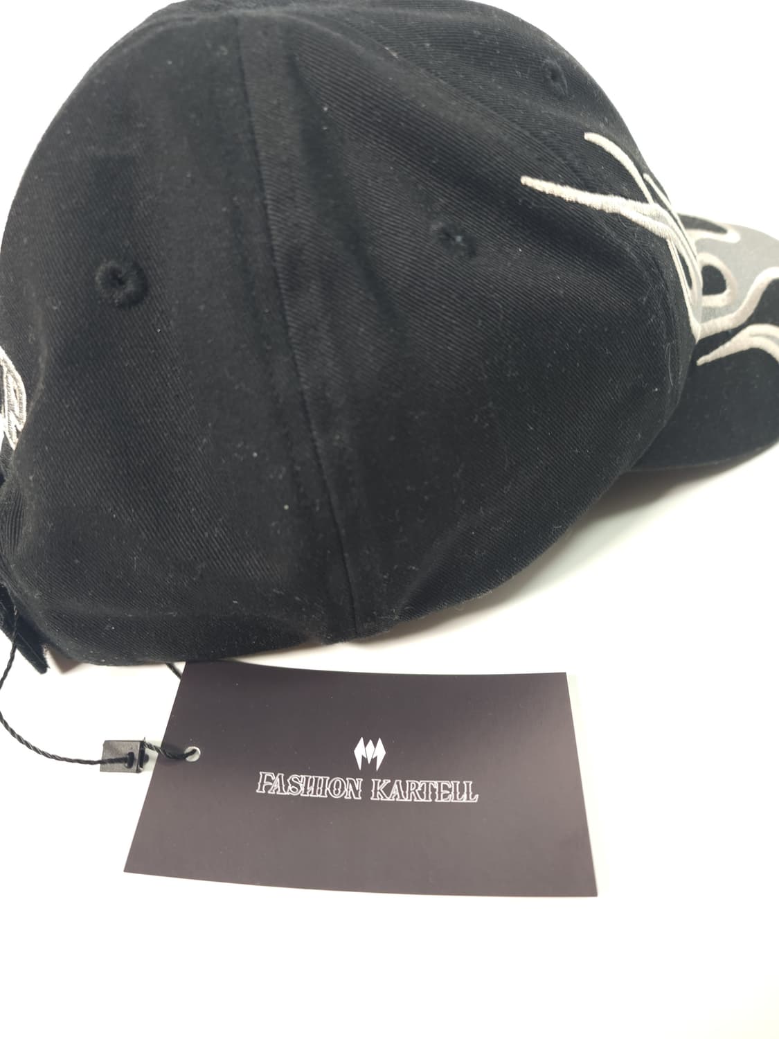 이지갭 엔지니어드 바이 발렌시아가 플레임 캡 블랙 OS 상품이미지3