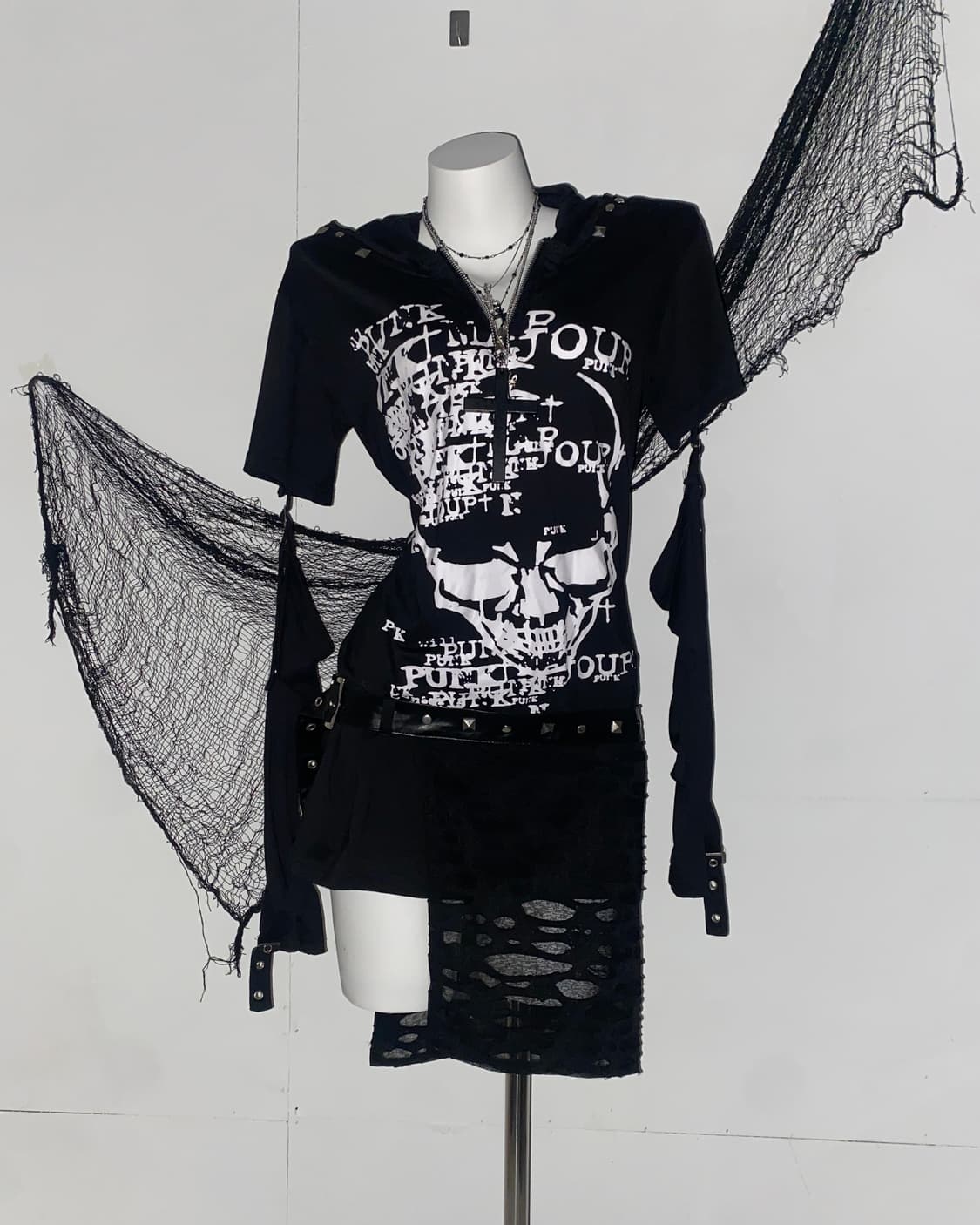 ꒰ঌ 어딕트랩 펑크 고스 스컬 레이어드 롱슬리브 ໒꒱ 상품이미지1