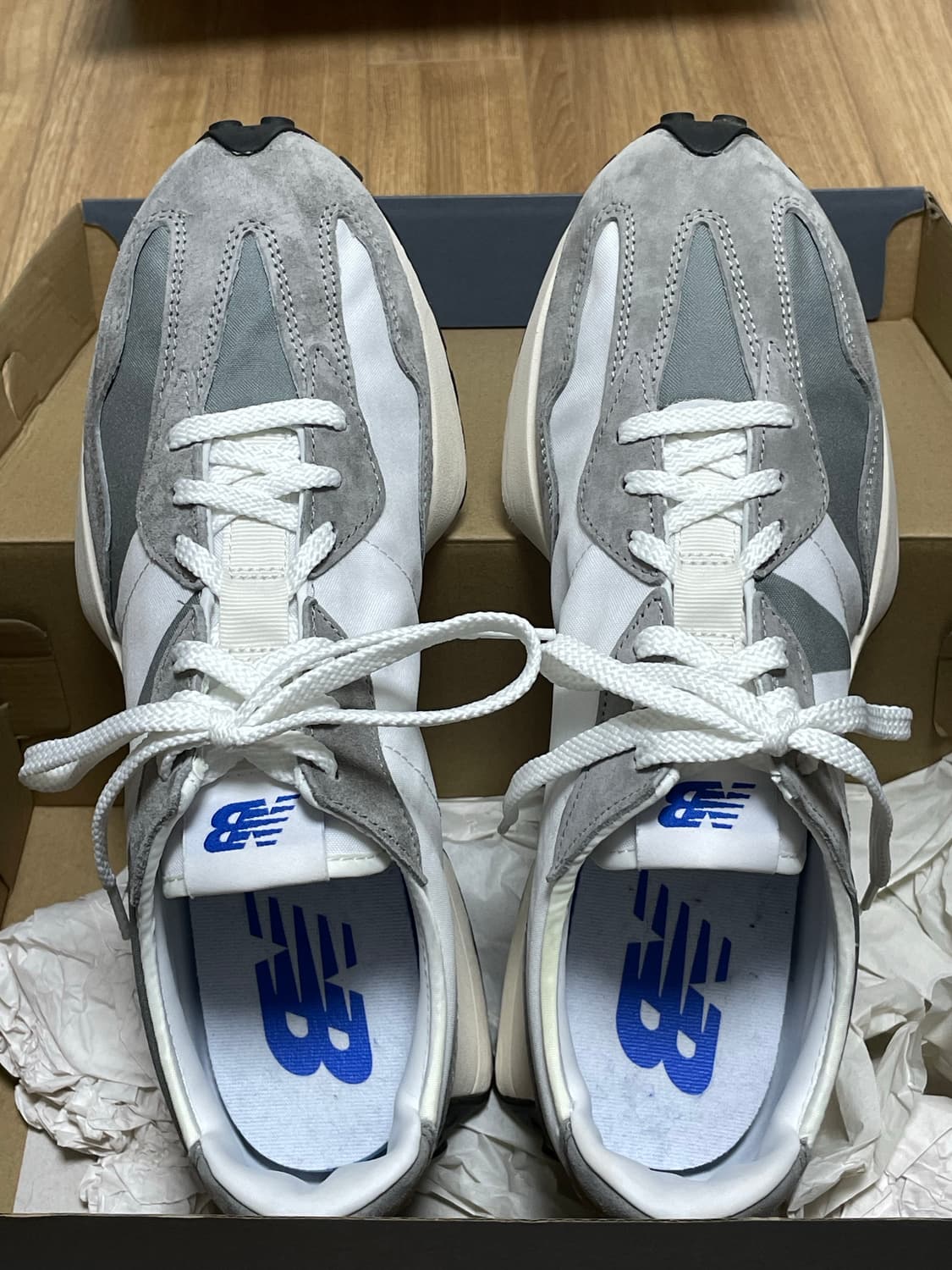 뉴발란스 327 그레이 300 상품이미지3