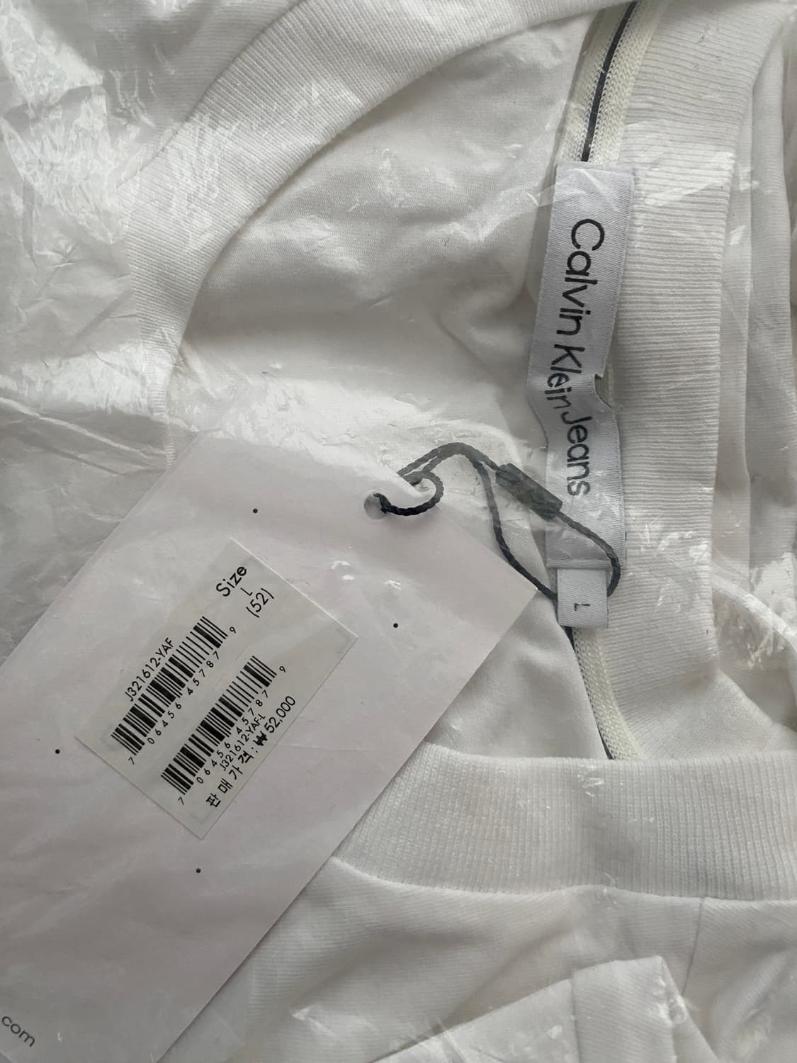 캘빈클라인진 남성 레귤러핏 반팔티셔츠 상품이미지2