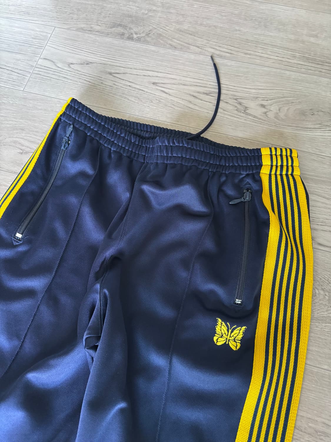 [s] 니들스 트랙팬츠 네로우핏 상품이미지3