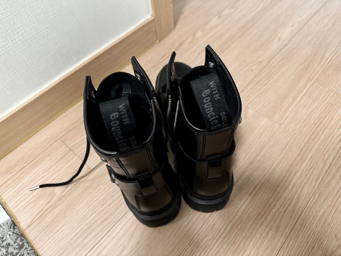 닥터마틴 1460 하네스 250 UK6 상품이미지8