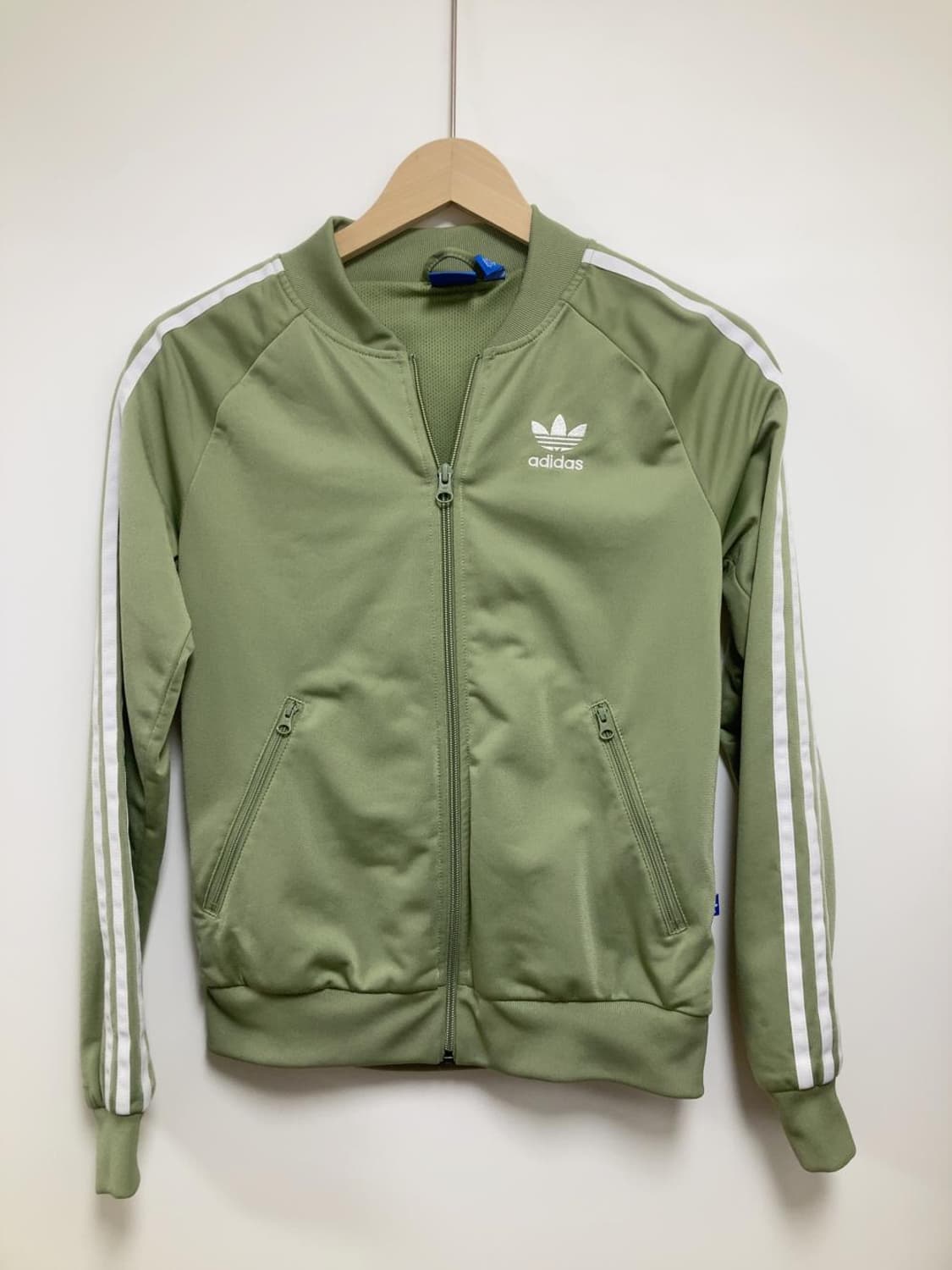아디다스 연 그린 화이트 져지 자켓 국방색 집업 트랙탑 상품이미지1
