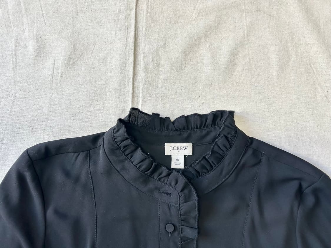 블랙 프릴 블라우스 상품이미지2