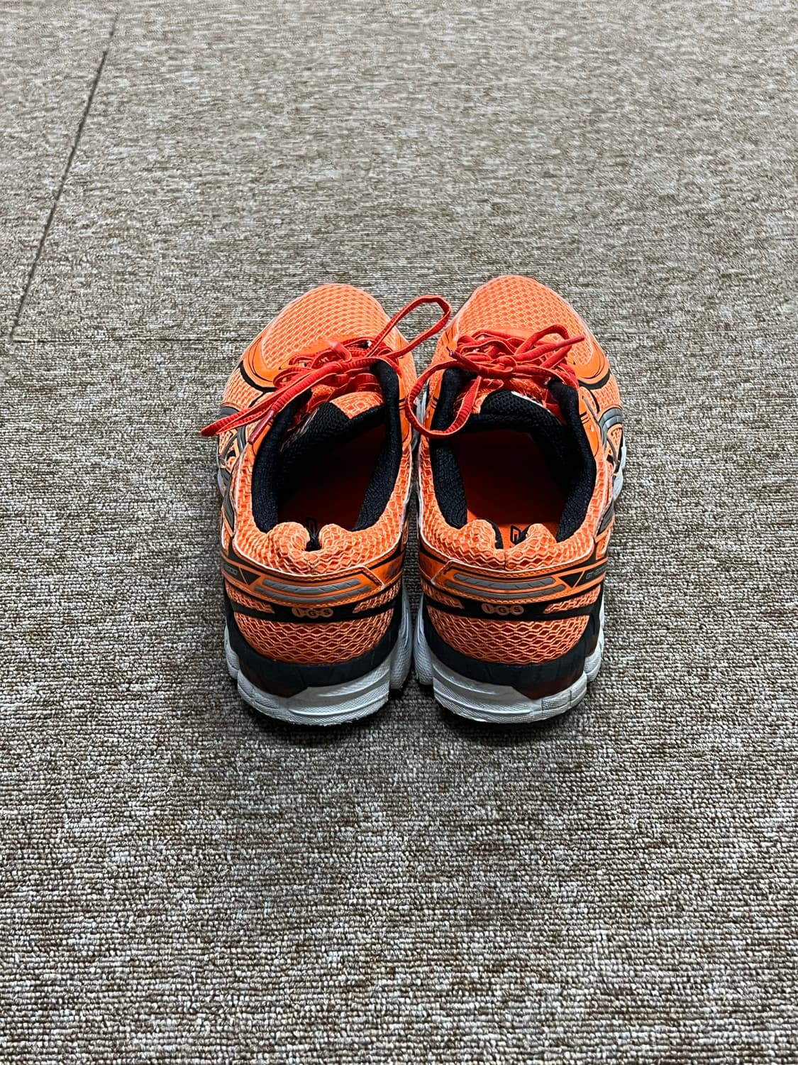 아식스 GT-2000 오렌지 런닝화 290mm 상품이미지3