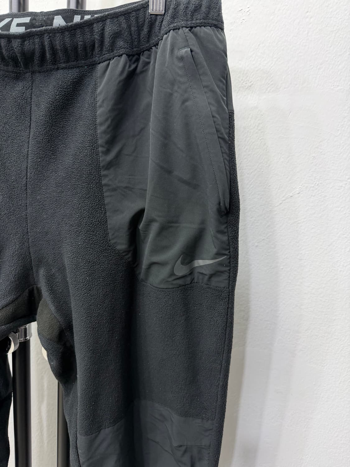 정품) 나이키 블랙 플리스 트레이닝 바지 XL 상품이미지3