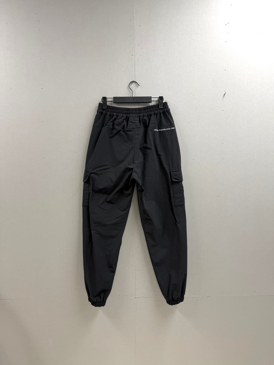 남성 M 85 / 데상트 약기모 우븐 카고 조거팬츠 블랙 상품이미지5