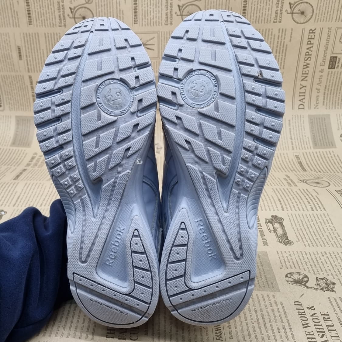 리복 큅체익스 경량운동화250 상품이미지3