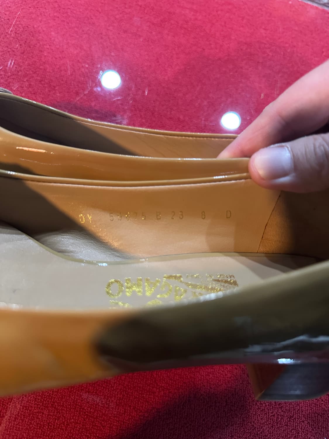 페레가모 리본 플랫슈즈 베이지250 상품이미지5