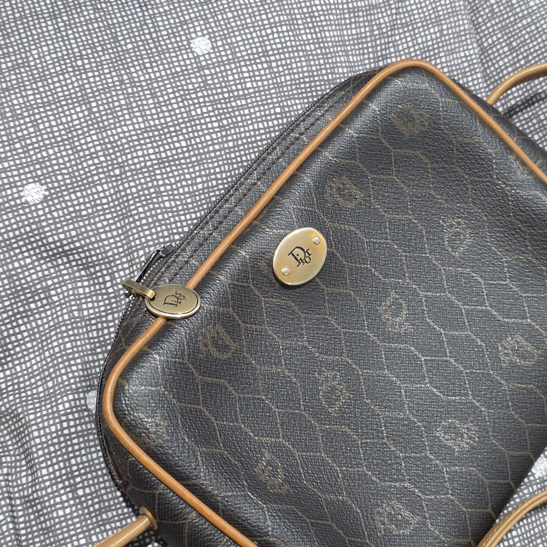 디올 빈티지 허니콤 숄더백 겸 크로스백 상품이미지2