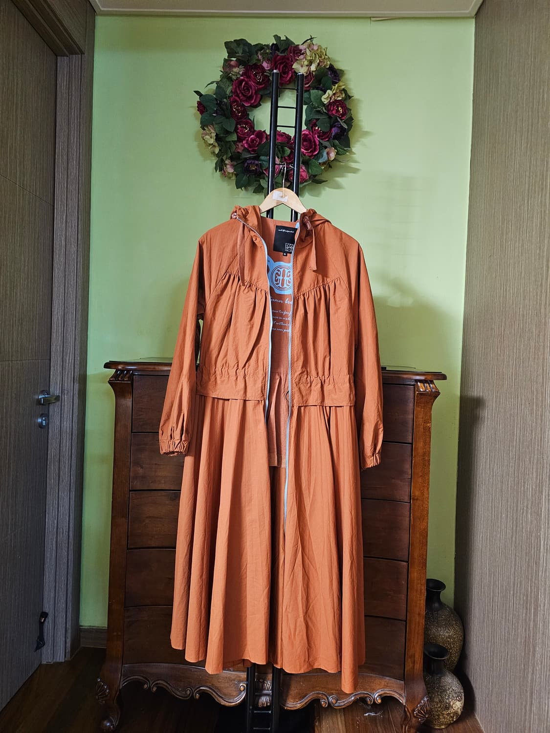 에고이스트 원피스형 코트 상품이미지1