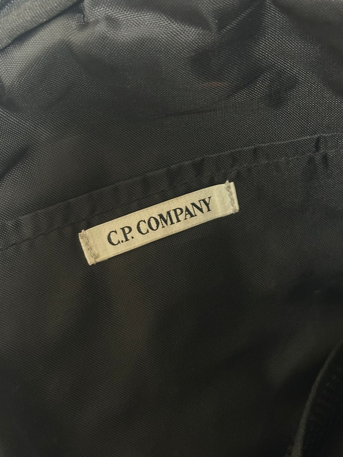 cp컴퍼니 가방  상품이미지3
